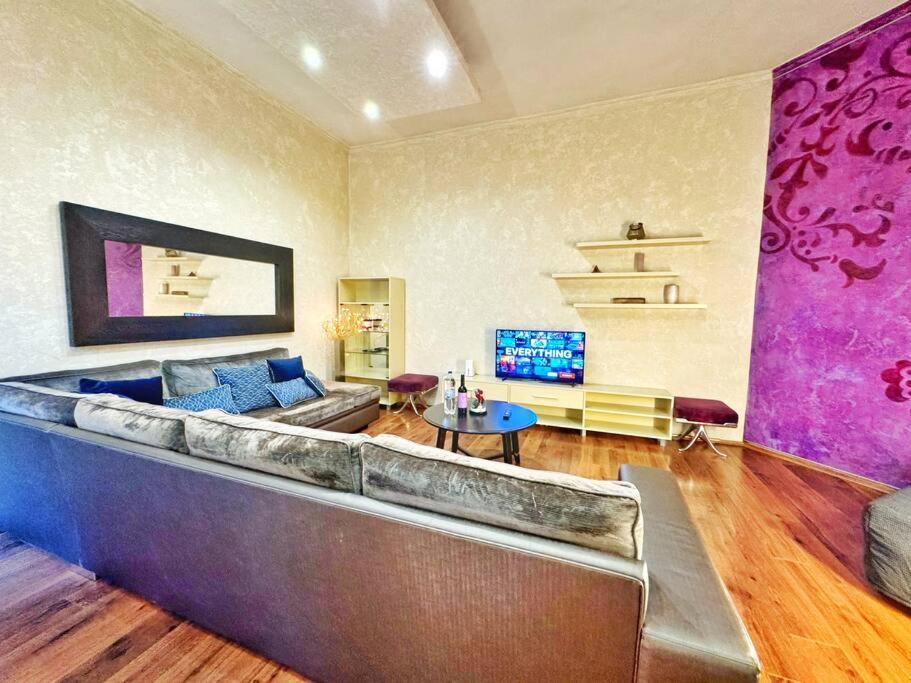 Ultra Central Apartment / 10 Ppl ブダペスト エクステリア 写真